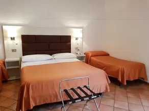 Hotel Elite - Image 4