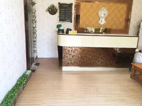 Ya Guan Express Hotel - Image 4
