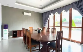 Grand Master Villa Tomohon - Image 4