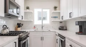 The Rosemont - La Jolla Luxury - Image 2