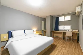 7 Days Inn Tai'an Railway Station Agricultural University - Image 2
