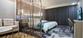Huayu Hotel - Image 2
