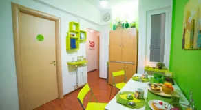Green Line - Image 4