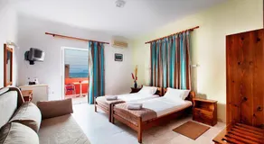 Revekka Rooms Bed & Breakfast - Image 5