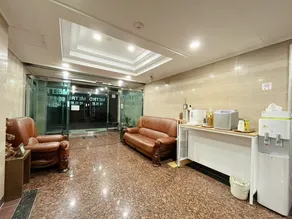 Metro - Image 3
