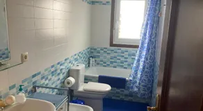 Bonito apartamento en Cangas al lado playa Rodeira - Image 5