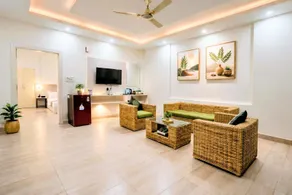 CITRINE HOTEL - Image 2