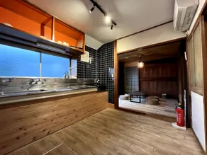 CalmbaseRIVER Traditional House Rental with Fishing from the Window. 2-minute Walk to Toda Bay - Image 4
