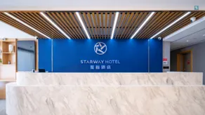 Starway Hotel Urumqi Guangming Road Times Square - Image 4