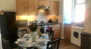 3 Bedroom House Close to M6 & M55 - Image 3