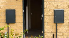 Impressive Urban Townhouse - Leeds City Centre - Image 5
