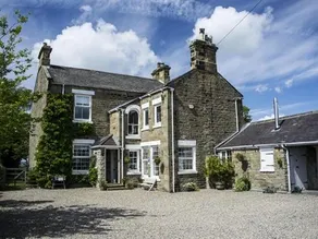 Dowfold House - Image 3