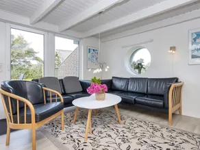 6 person holiday home on a holiday park in Hemmet - Image 4