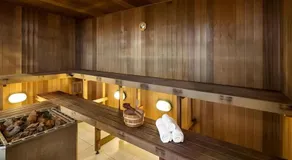Apartment in Melbourne - Image 5