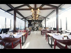 Shangri-La Salloi Rustic Luxury Hotel - Image 2
