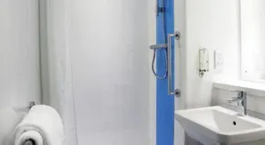 Travelodge Glasgow Airport - Image 5