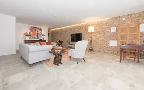 Estoril Village Guest House - Image 3