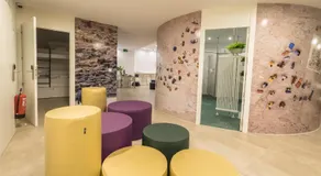GLOBETROTTER HOSTEL, by Albany - Image 2
