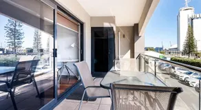 Fremantle Harbourside Apartments - Image 3