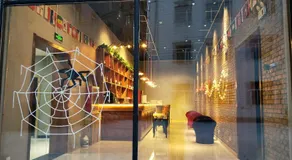 Lantern Hotel - Image 4