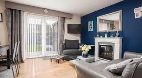 2 Bedroom Home with Garden and Free Parking - Image 2