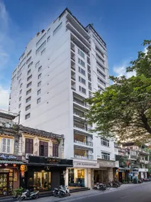 The Flower Boutique Hotel & Travel - Image 4