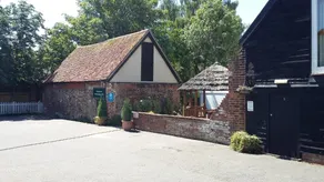 The George and Dragon Inn - Image 5