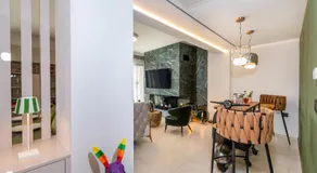 Flos Apartments - Image 4