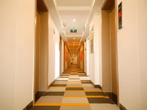 Shell Hotel Tianshui Maiji District 2nd Road Pedestrian Street - Image 3