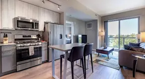 Modern Apt with Harbor Views - Image 2