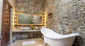 Stone Cottage - Image 2