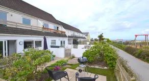 Beach View Apartments - Image 4