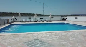 Apartamentos Turísticos La Teja - Image 3