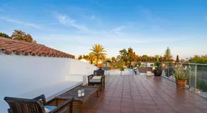 Villa Madrugada, beachside villa in Costabella - Image 4