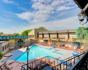 Comfort Inn Midwestern Square - Image 3
