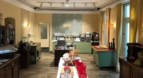 Corso, Zimmer & Cafe, Hotel Garni - Image 4