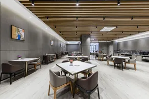 Bellehaute Hotel - Image 3