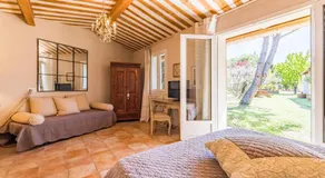 Jade En Provence - Image 2