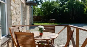 Mia Guesthouse - Image 3