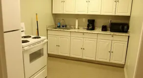 2 Bedroom Unit - Image 2