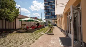 Népliget Hotel - Image 4