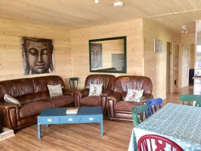 Lakeside Fishing Lodges - Image 5