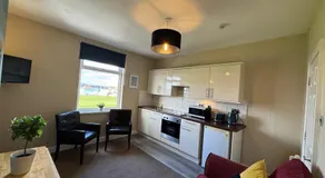 45 The Square Holiday Apartments, Scarborough - Image 3