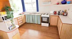 Two Pines, whole home in Tullamarine near airport! - Image 5