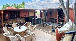 Grande villa entièrement équipée avec jardin, barbecue et terrasse | Vue jardin - Image 4
