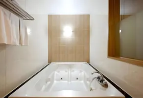 ON Smart Hotel - Image 5