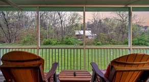 Creekside Cottage with a Hot Tub - Image 5