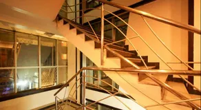 Hotel Sandalwood Inn - Rooms and Spa - Image 4
