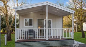 Horsham Riverside Caravan Park - Image 3