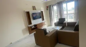 Joe Height Apartment - Image 2